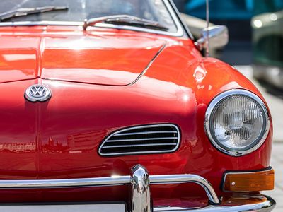 Oldtimer Motor und Felgen im Detail Puzzle, Vorschau