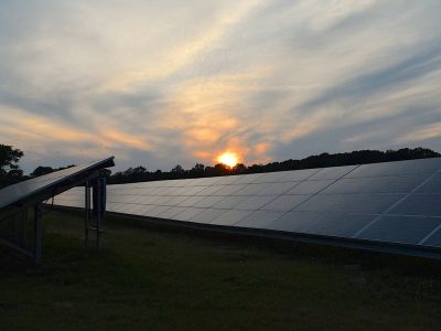 Solaranlage im Abendlicht Puzzle, Vorschau