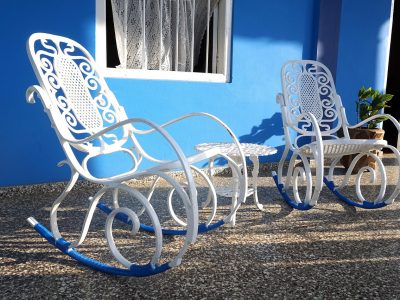 Veranda mit Schaukelstuhl Puzzle