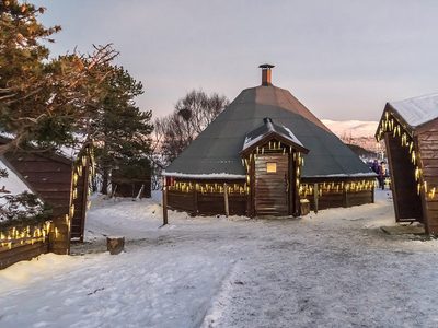 Puzzle de Cabaña de invierno en Tromsø, Noruega, vista previa