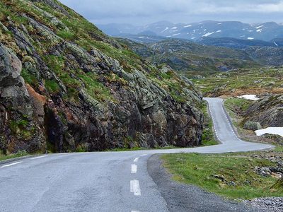 Puzzle de Carretera de montaña sinuosa en Noruega