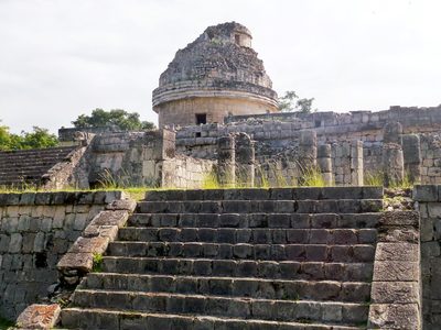 Puzzle de Observatorio maya en Chichén Itzá