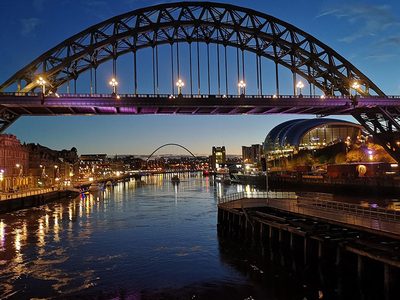 Puzzle de Puzzle de Puente Tyne sobre el río en Newcastle