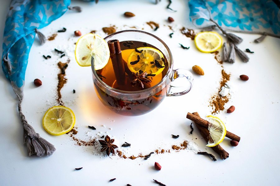 Boisson chaude traditionnelle servie en hiver
