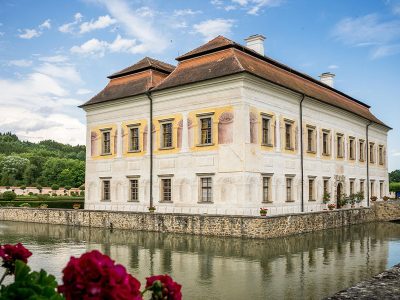 Jigsaw puzzle Jigsaw puzzle Castle Kratochvile Dig