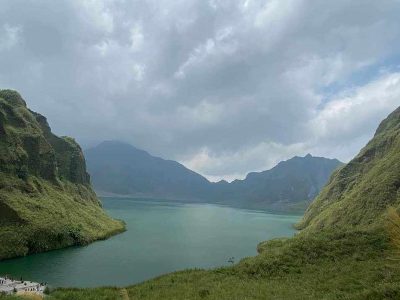 Jigsaw puzzle Jigsaw puzzle Chinese Silver Grass Lake Pinatubo Philippines