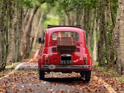 Jigsaw puzzle Red Vintage Car, preview