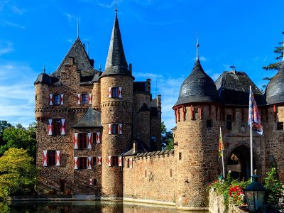 Jigsaw puzzle Jigsaw puzzle This Is Burg Satzvey Preserved Moated Castles
