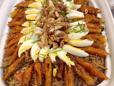 Jigsaw puzzle Jigsaw puzzle Yummy Pancit with Lumpia and Eggs