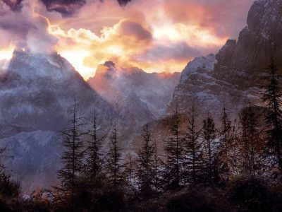 Puzzle di Dolomiti all'alba