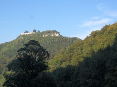 Puzzle di Rovine di un castello sulla collina, anteprima