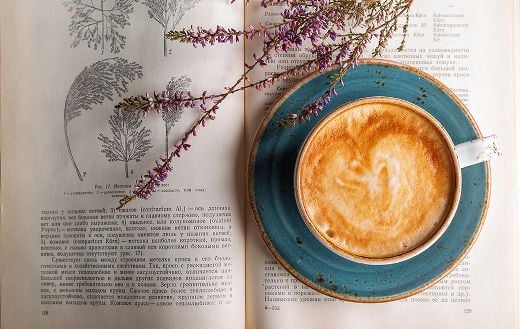 Close up cappuccine coffee