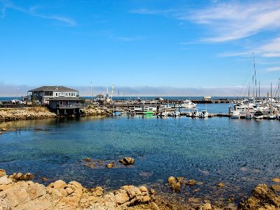 Jigsaw puzzle Monterey waterfront and pier