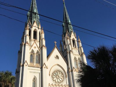 Jigsaw puzzle Cathedral of St. John the Baptist in Savannah