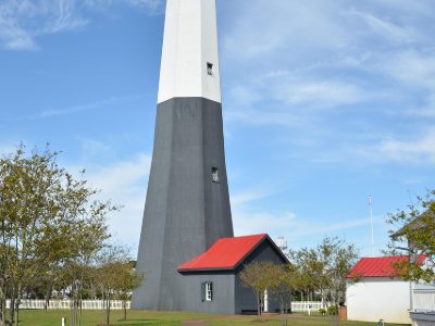 Jigsaw puzzle Black and white Tybee Island lighthouse near Savannah