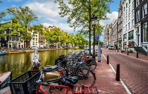 Amsterdam street canal online