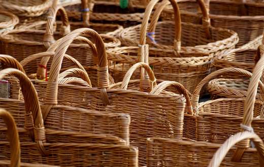 Basket wicker market