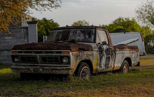 Rusty truck pickup
