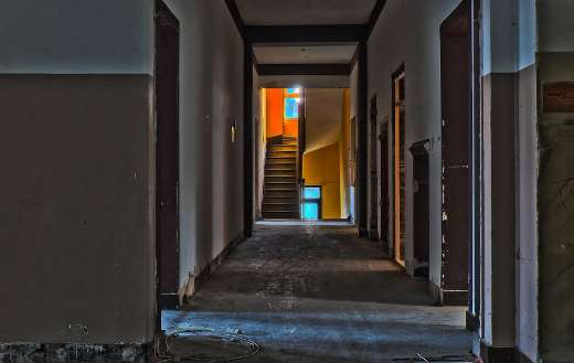 Dilapidated hallway in an abandoned building