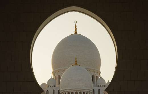The iconic Sheikh Zayed Mosque