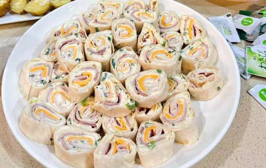 Ham and cheese tortilla roll ups