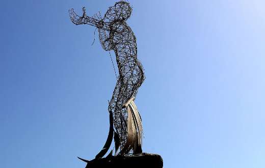 Wire sculpture of a human figure