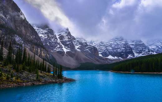 Banff Moraine lake Canadian rockies