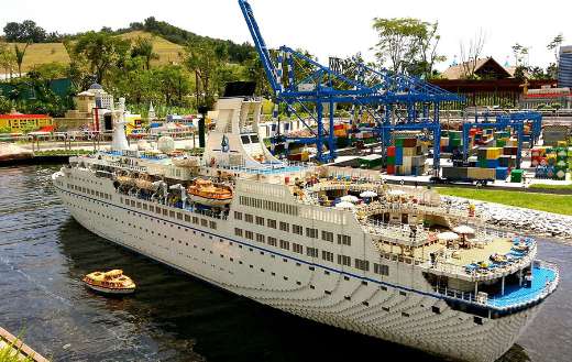 Legoland Malaysia LE STAR GO