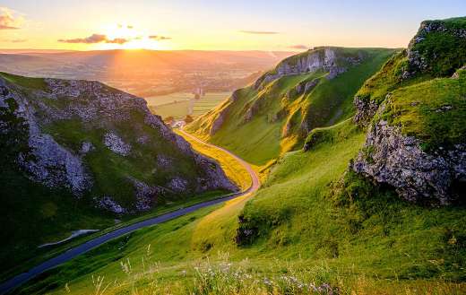 Spectacular photo of Winnats pass