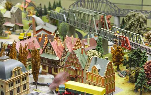 Detailed miniature world
