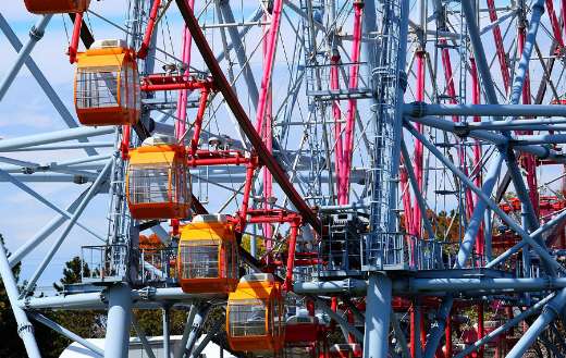 Diamond and flowers ferries wheel in Japan