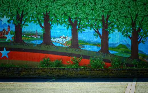 Free street art photo mural