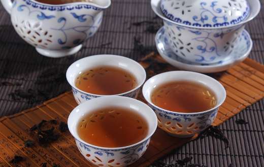 Traditional Chinese tea set for Gongfu Cha